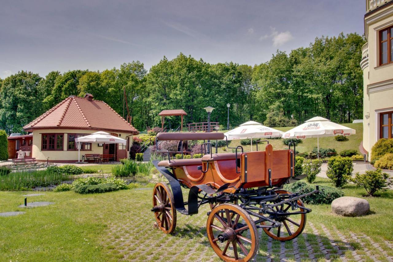 Zajazd Zlota Iglica Pogrzebien Exterior photo